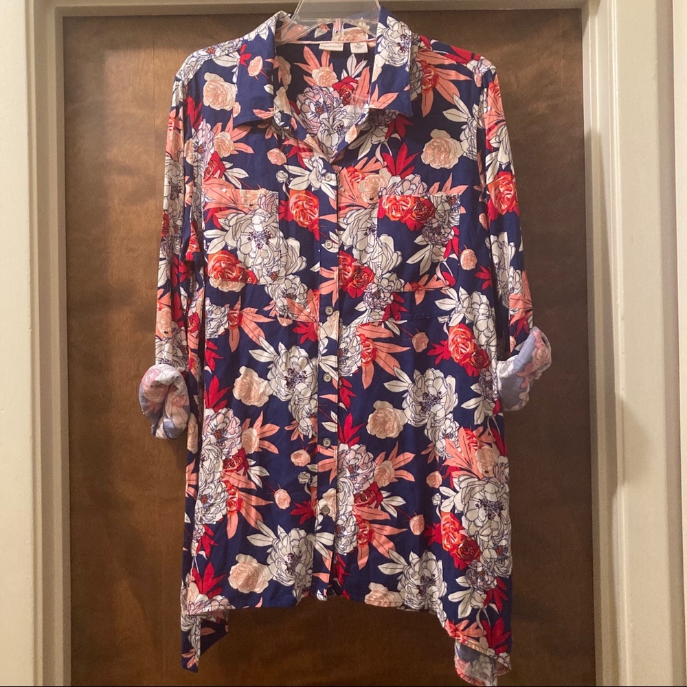 Westbound Floral Buttondown Blouse